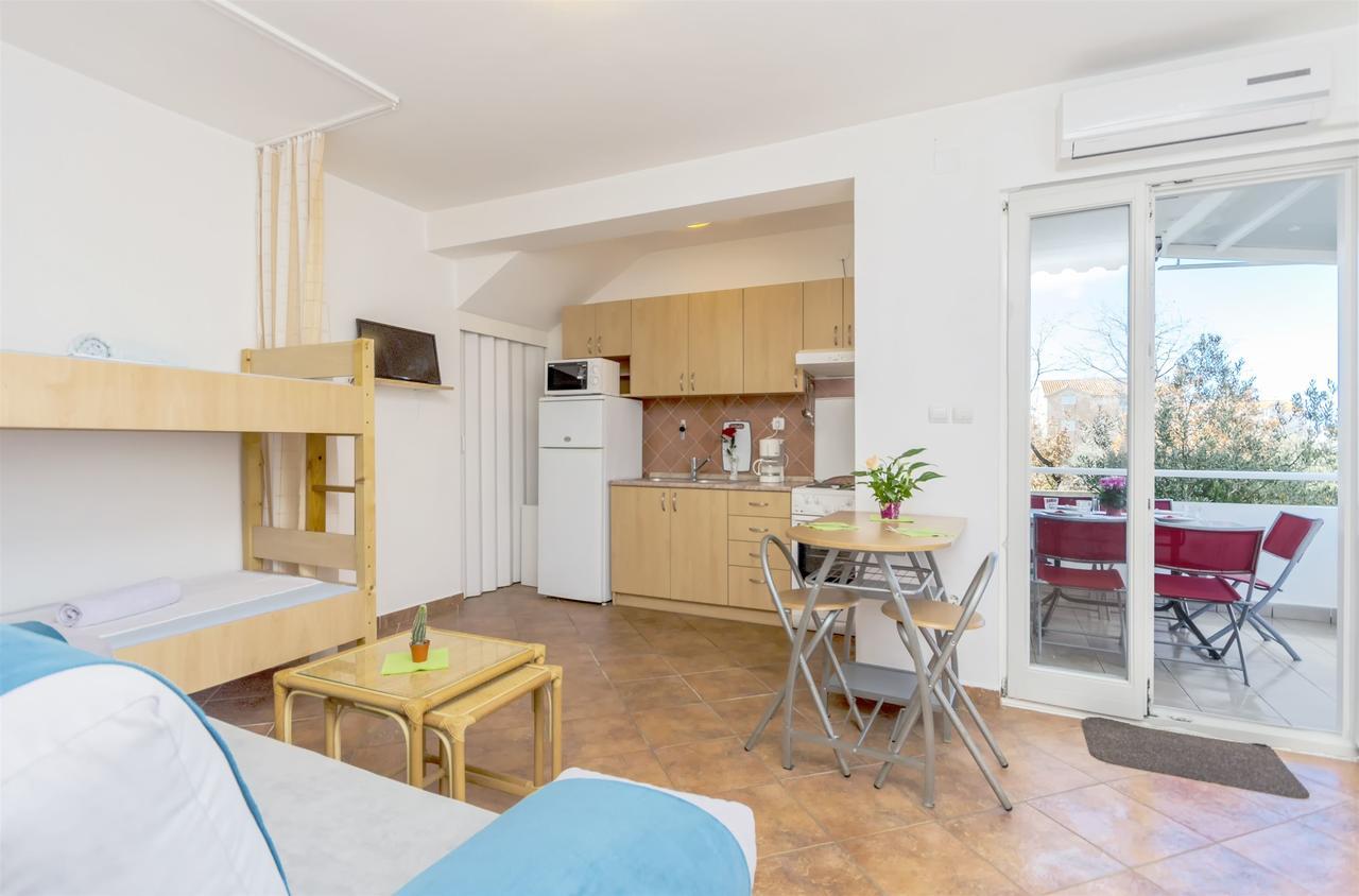 Apartment Branka Srima Ngoại thất bức ảnh